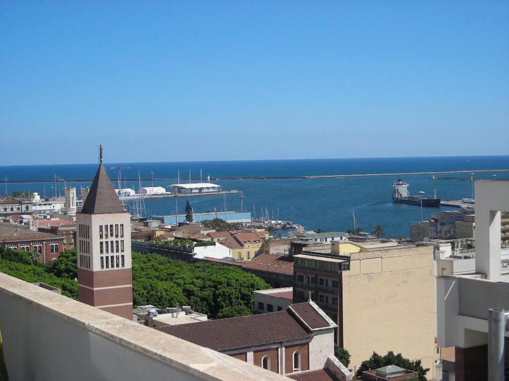 Appartamento Panoramico Cagliari, I Tre Grilli, Centro Exteriör bild