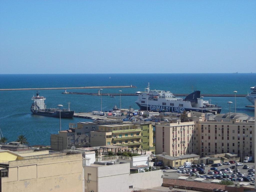 Appartamento Panoramico Cagliari, I Tre Grilli, Centro Exteriör bild